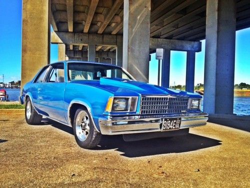 1979 chevrolet malibu classic coupe 2-door 5.7l