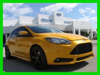 13 tangerine scream (yellow) 6-speed manual turbo *sony navigation *low miles