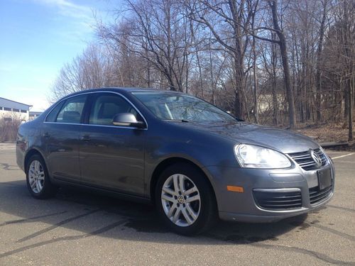 2009 vw jetta tdi turbo diesel * 45+mpg * fully loaded *no reserve