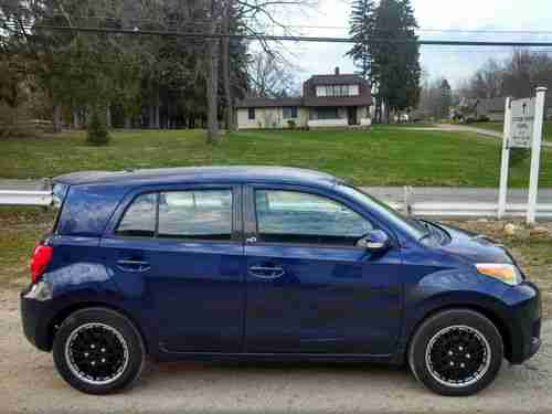 2008 Scion xD Hatchback 1.8 Liter 4 Cylinder 5-Speed Manual (( NO RESERVE! )) NR, image 7