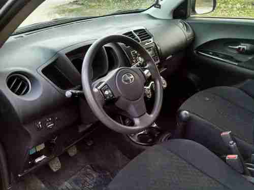 2008 Scion xD Hatchback 1.8 Liter 4 Cylinder 5-Speed Manual (( NO RESERVE! )) NR, image 12