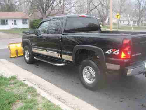 2005 Chevrolet 2500hd Ex cab short bed with Fisher 8' Minute Mount 2 plow, image 6