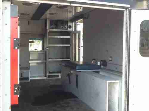 Ford E-350 7.3 diesel van, truck, service, emergency, vehicle, ambulance, image 6