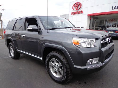 New 2012 4runner sr5 premium 4x4 moonroof rear camera nav heated leather video