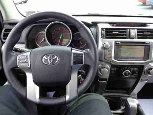 NEW 2012 4RUNNER SR5 PREMIUM 4X4 MOONROOF REAR CAMERA NAV HEATED LEATHER VIDEO, US $34,900.00, image 21