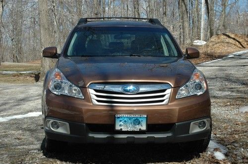 2011 subaru outback 2.5i premium wagon 4-door 2.5l