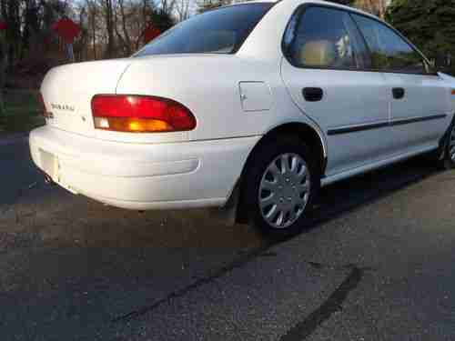 1999 Subaru Impreza Sedan AWD--Runs Great--No Reserve--No Rust, image 4