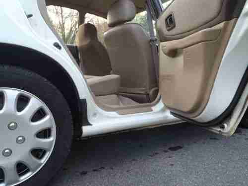 1999 Subaru Impreza Sedan AWD--Runs Great--No Reserve--No Rust, image 11