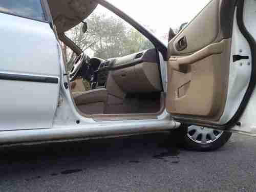 1999 Subaru Impreza Sedan AWD--Runs Great--No Reserve--No Rust, image 13