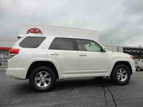 NEW 2012 4RUNNER SR5 4X4 3RD SEAT REAR CAMERA MOONROOF BLUETOOTH BLIZZARD PEARL, US $35,131.00, image 2