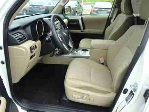 NEW 2012 4RUNNER SR5 4X4 3RD SEAT REAR CAMERA MOONROOF BLUETOOTH BLIZZARD PEARL, US $35,131.00, image 9