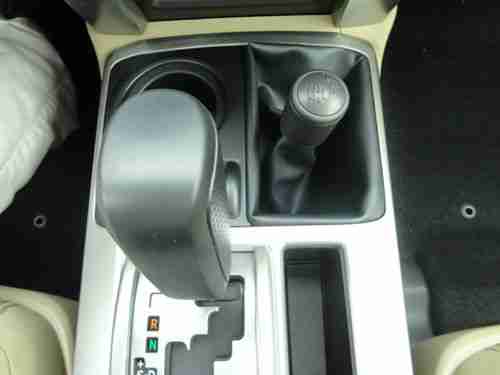 NEW 2012 4RUNNER SR5 4X4 3RD SEAT REAR CAMERA MOONROOF BLUETOOTH BLIZZARD PEARL, US $35,131.00, image 21