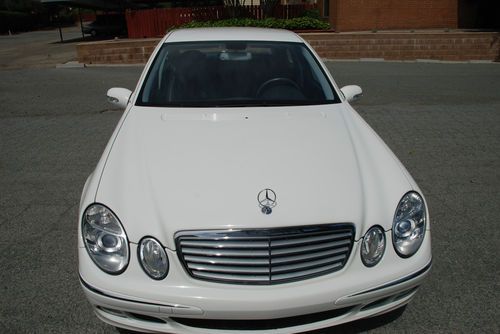 2006 mercedes e350 4matic sedan ($2,000 below kbb!)