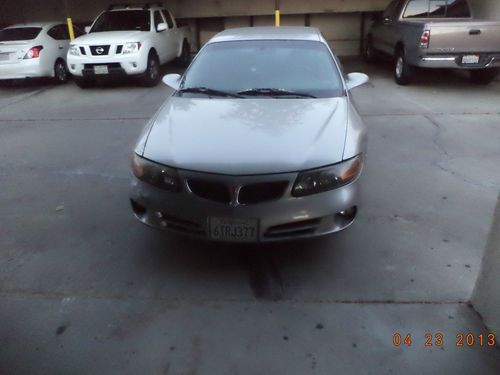 2005 pontiac bonneville se sedan 4-door 3.8l