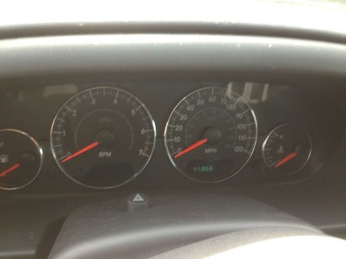 2004 chrysler sebring base sedan 4-door 2.4l