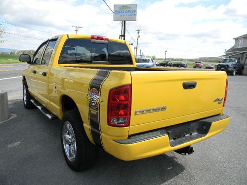 2004 dodge ram 1500 quad cab 4x4 sport rumblebee!!!! rare yellow rumblebee mint!