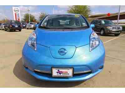 2011 Nissan Leaf Excellent condition, image 2