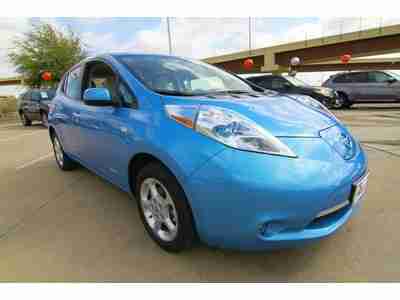 2011 Nissan Leaf Excellent condition, image 8