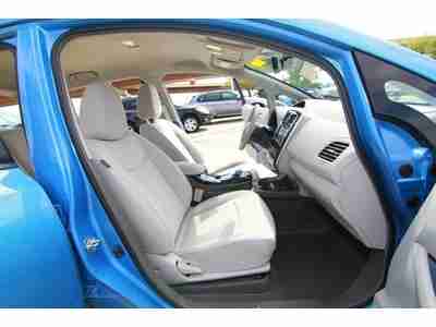 2011 Nissan Leaf Excellent condition, image 9