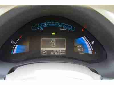 2011 Nissan Leaf Excellent condition, image 20