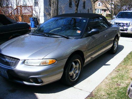 1998 chrysler sebring limited convertible  runs, but needs work