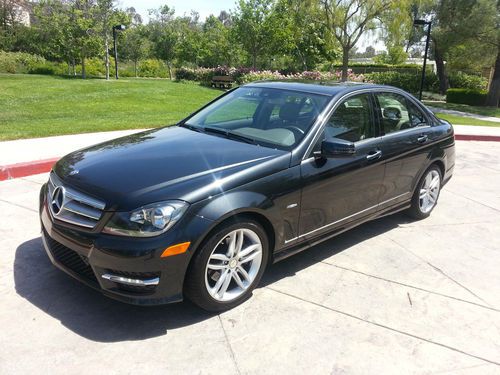 2012 mercedes-benz c250 magnetite black - like new