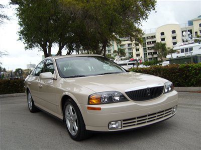 Lincoln continentsl v8 leather sunroof low mieage pristine