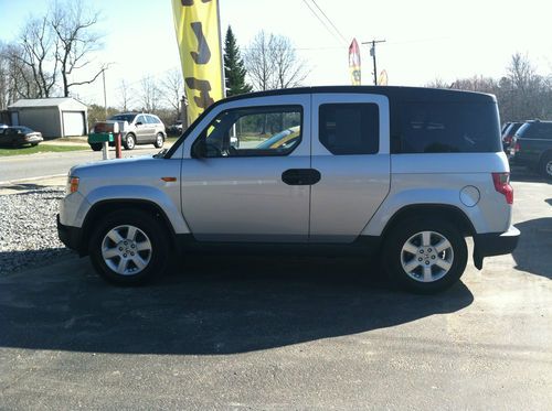 2009 honda element ex sport utility 4-door 2.4l