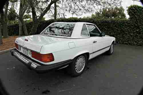 1989 SL 560 LAST YEAR FOR THIS MODEL RESTORED CAR, image 3