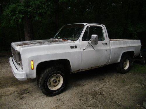 1978 chevrolet 4wd pickup truck -all original  350 engine / 3spd w/low range