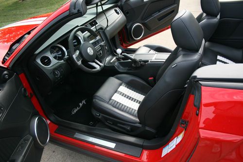 Red 2011 mustang shelby gt500 convertible, supercharged, 13k miles, nav, sync