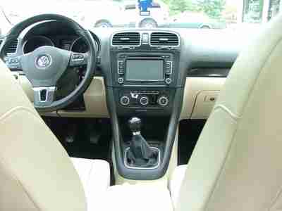 2011 VW Jetta TDI, One Owner, Sport Wagon, No Reserve, image 16