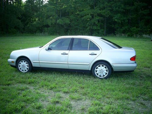 1997 mercedes benz e300 diesel. no reserve!