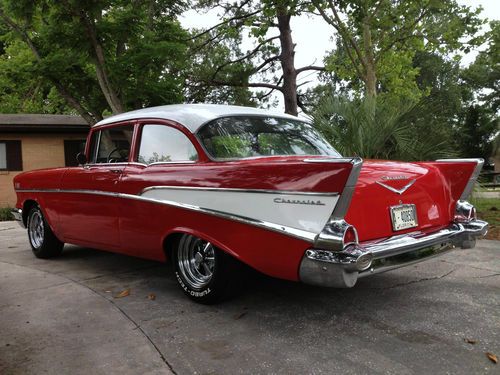 Beautiful 1957 chevrolet 2 dr post driver 283 v8-auto (55 56 57 belair/210/150)