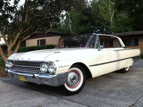 Beautiful 1961 ford galaxie 2 door hardtop club victoria (55 56 57 58 59 60 61)