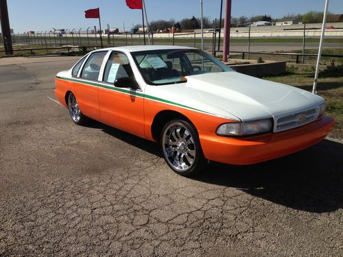 1995 chevrolet impala ss sedan 4-door 5.7l