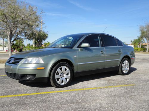 2002 volkswagen passat glx 4 motion 2.8l one owner no accident immaculate loaded