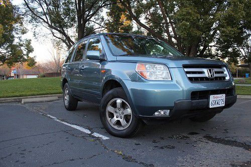 2007 honda pilot ex-l, leather, dvd, 3rd row, seats 8, low mileage, clean con-