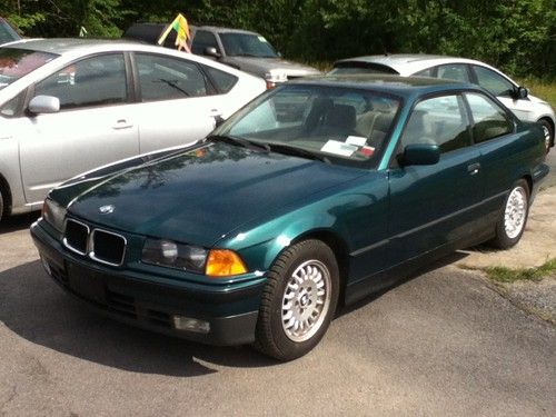 1993 bmw 325is base coupe 2-door 2.5l