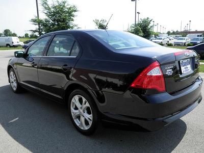 SE 2.5L CD 6 Speakers AM/FM radio MP3 decoder Radio data system Air Conditioning, image 5