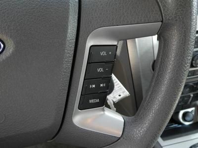 SE 2.5L CD 6 Speakers AM/FM radio MP3 decoder Radio data system Air Conditioning, image 33