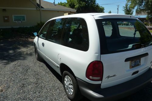 41,500mi  1998 Plymouth Voyager Base Mini Van 3.0L, image 7