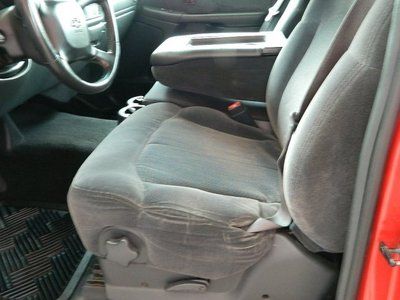 5.3L V8 4WD REG CAB NEW WHEELS AND TIRES CLOTH SEATS VERY CLEAN TRUCK, image 7