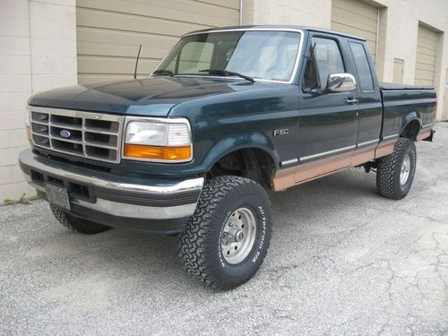 1995 ford f-150 eddie bauer lifted on 33's , clean ice cold a/c