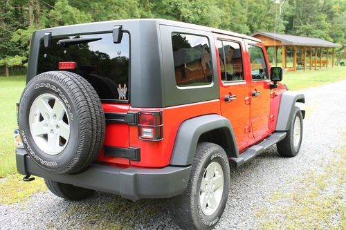 2010 Jeep Wrangler Unlimited Sport, image 4