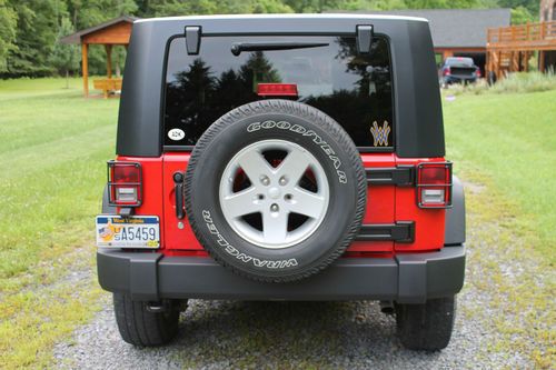 2010 Jeep Wrangler Unlimited Sport, image 5