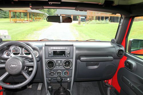 2010 Jeep Wrangler Unlimited Sport, image 8