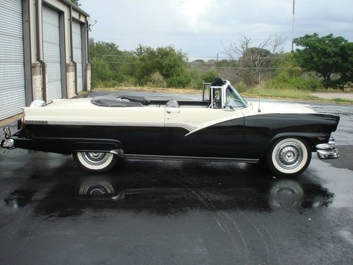 1956 FORD FAIRLANE SUNLINER CONVERTIBLE, US $49,900.00, image 6