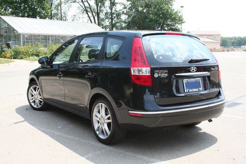 2009 hyundai elantra touring wagon 4-door 2.0l