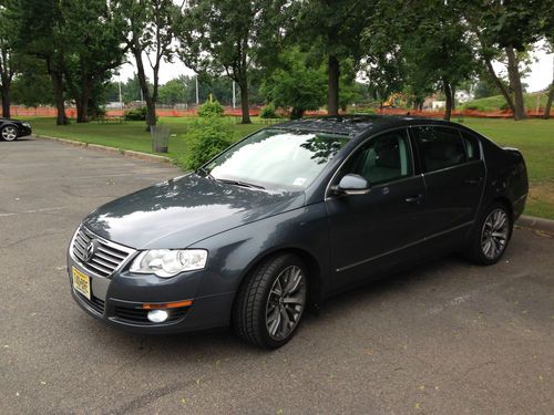 2010 vw passat 2.0t 39k miles navi, rear view camera